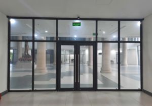 Vách kính chống cháy là gì? Cấu tạo của vách kính ngăn cháy 1