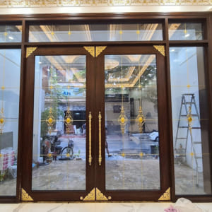 Cửa kính thủy lực cho cửa chính Ngôi Nhà – Điểm Nhấn Đẹp Và Sang Trọng 9