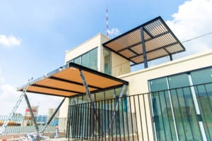 lam chắn nắng gỗ nhựa