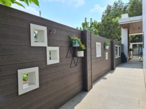 hàng rào gỗ nhựa