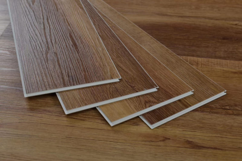 Sàn nhựa hèm khóa là gì? Ưu nhược điểm và báo giá chi tiết 1