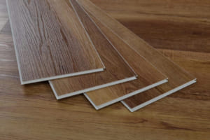 sàn nhựa hèm khóa