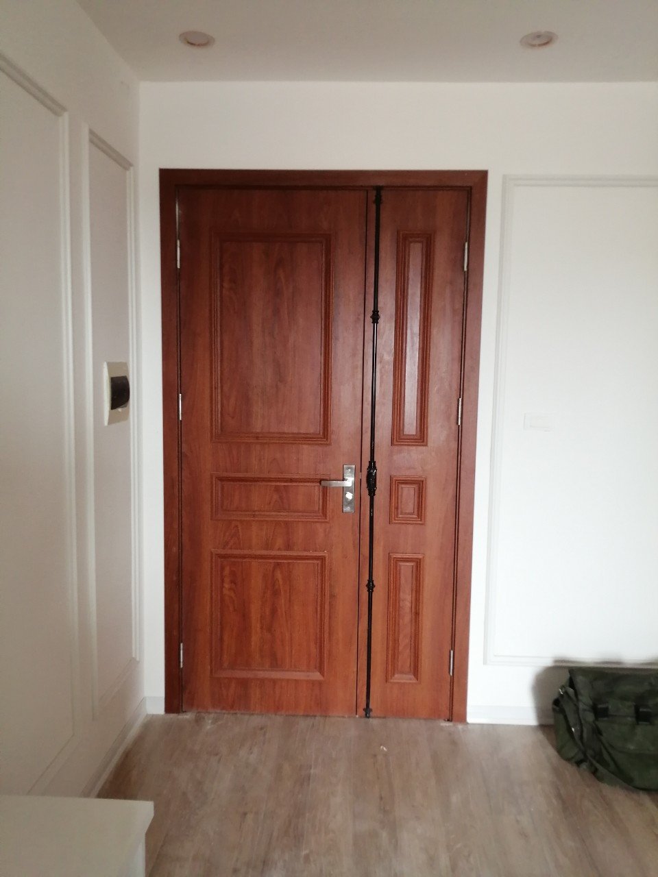 Cửa Phào Nổi Composite – Đẳng Cấp Trong Từng Đường Nét 7