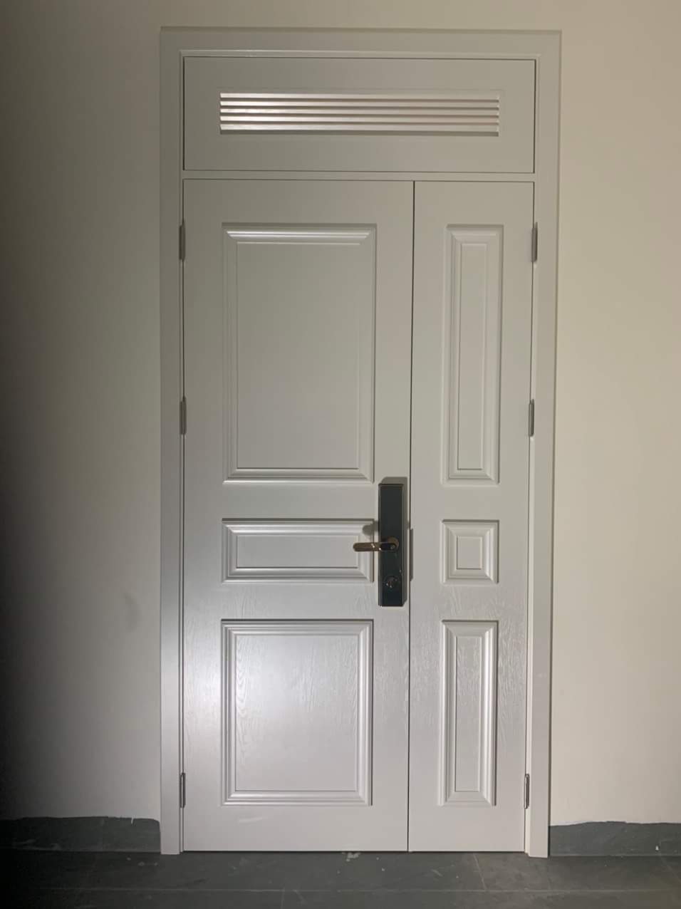 Cửa Phào Nổi Composite – Đẳng Cấp Trong Từng Đường Nét 1